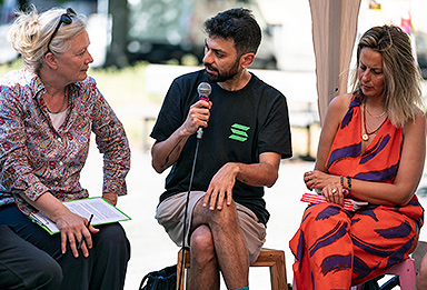 Statements und Diskussion KulturStadtQuartier (v.r.n.l.): Theresa Keilhacker, Yasser Almaamoun, Dr. Işıl Eğrikavuk