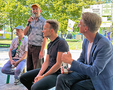 (v.l.n.r.): Dr. Moritz Ahlert und Ole Kloss, sowie Mathias Schulz und Daniel Wesener. KulturStadtQuartier Molkenmarkt in Berlin-Mitte am 29.08.26
