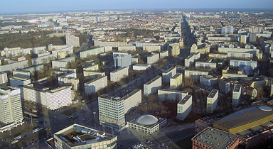 StadtWertSchätzen . Große Wohnsiedlungen (Blick vom Fernsehturm Richtung Osten)